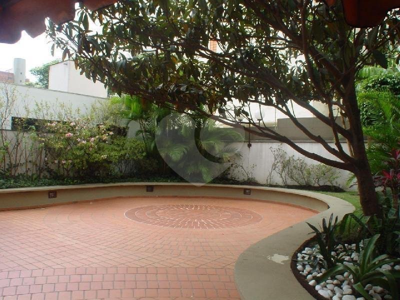 Cobertura à venda com 4 quartos, sendo 3 suítes, em Campo Belo, São Paulo, SP