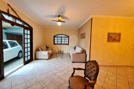 Casa Térrea para alugar com 3 quartos, sendo 1 suíte, em Chácara Santo Antônio, São Paulo, SP
