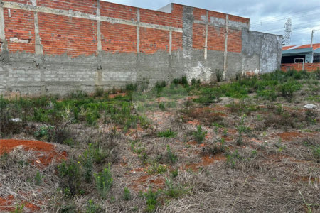 Terreno à venda em Vila Nastri, Itapetininga, SP