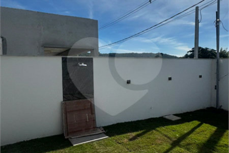 Casa à venda com 3 quartos, sendo 1 suíte, no condomínio Parque Guará, Rio de Janeiro - RJ