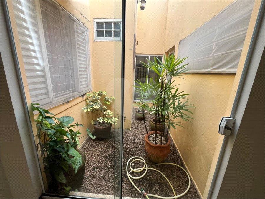 Casa à venda com 3 quartos, sendo 1 suíte, em Parque Santa Marta, São Carlos, SP