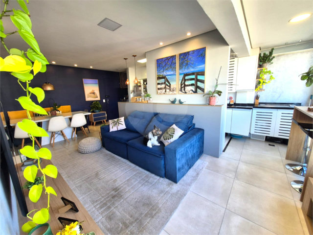 Apartamento à venda com 2 quartos, sendo 1 suíte,  em Chácara Santo Antônio, São Paulo, SP