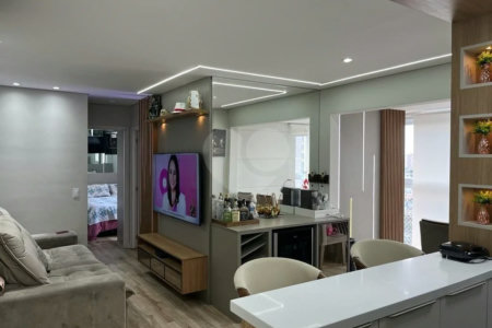 Apartamento com 2 dormitórios , sendo 1 suíte , 2 vagas , à venda no bairro Jardim , em Santo André.