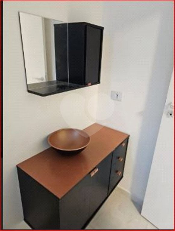 Sobrado à venda com 2 suítes em Vila Clementino, São Paulo, SP