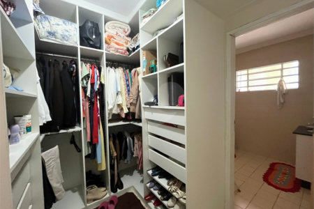 Casa à venda com 4 quartos, sendo 2 suítes, em Chapada Grande, Itapetininga, SP