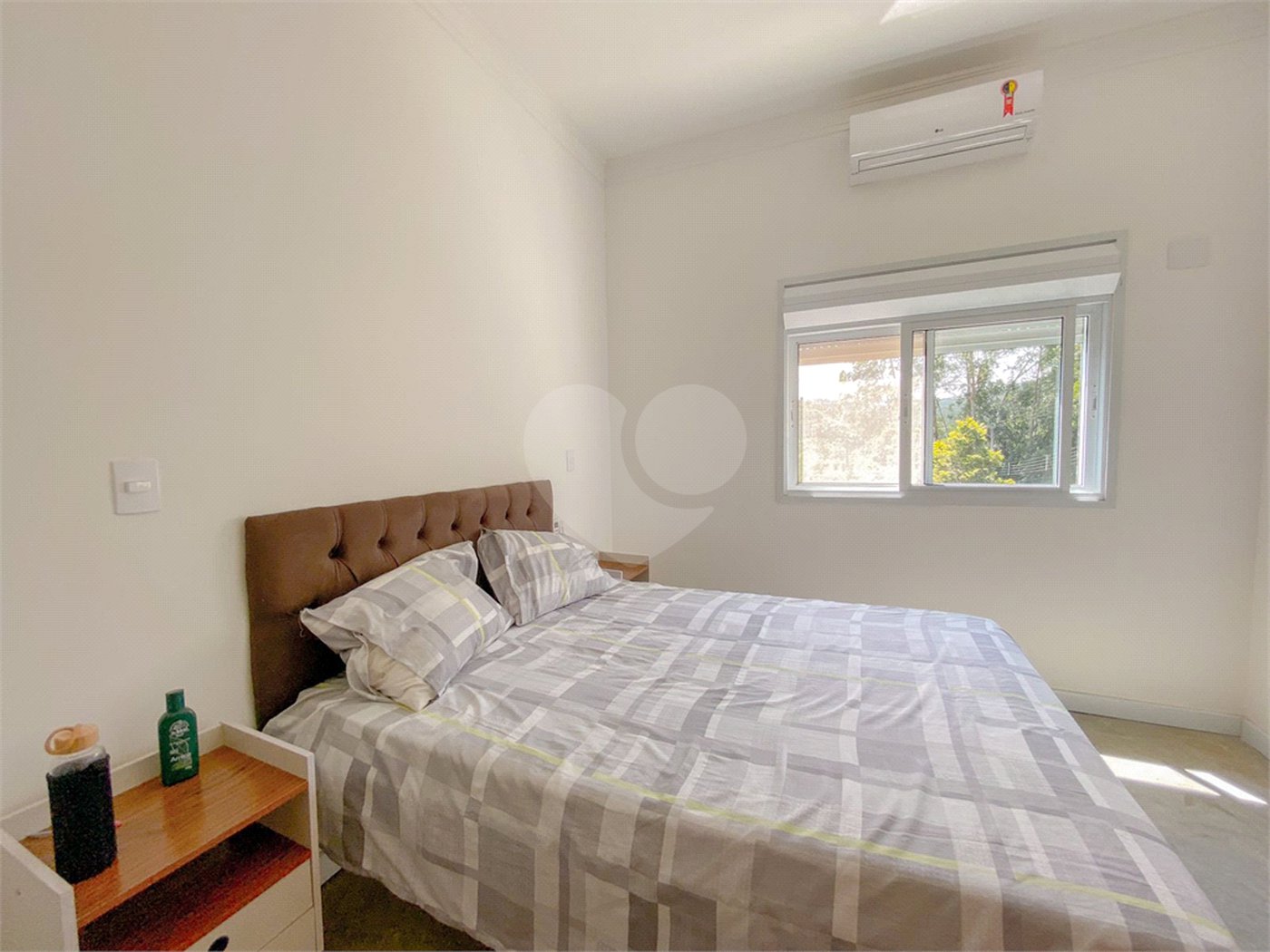 Casa à venda com 5 suítes no condomínio Suíça da Cantareira, Mairiporã - SP