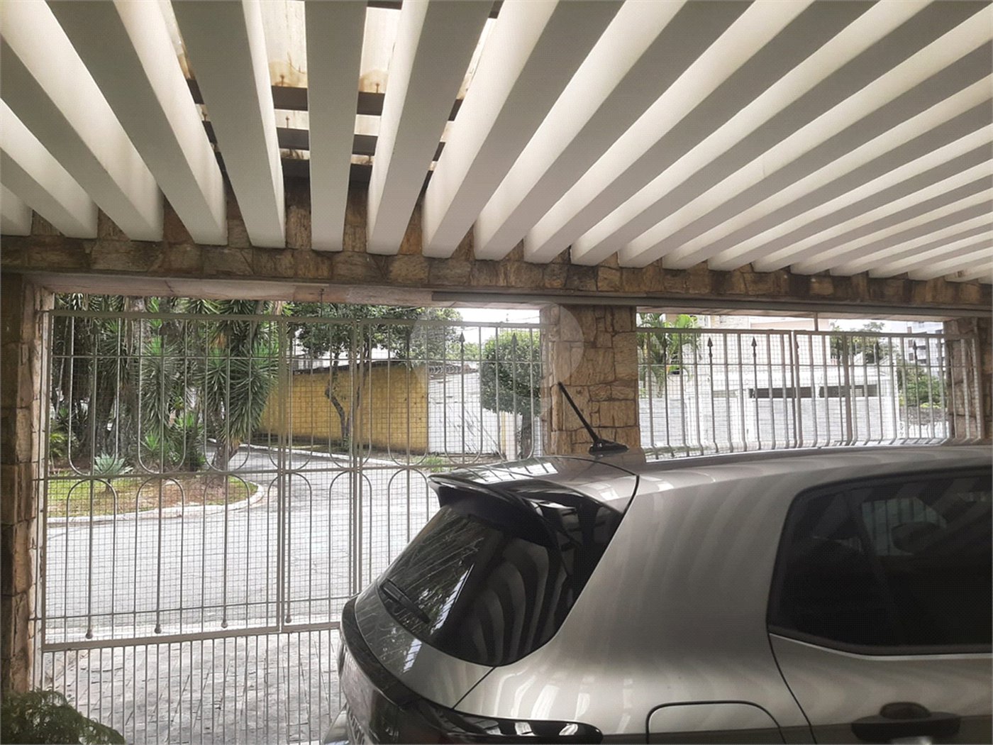 Sobrado à venda com 4 quartos, sendo 2 suítes, em Tremembé, São Paulo, SP