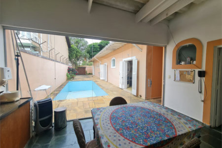 Casa Térrea à venda com 4 suítes em Interlagos, São Paulo, SP