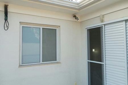 Casa à venda com 3 quartos, sendo 1 suíte,  no condomínio Vila flora, Hortolândia - SP