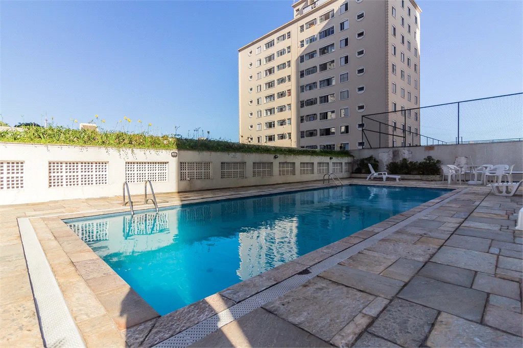 Apartamento à venda com 2 quartos, sendo 1 suíte, em Vila Madalena, São Paulo, SP