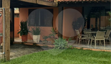 Casa à venda com 5 quartos, sendo 4 suítes,  em Praia Rasa, Armação dos Búzios, RJ