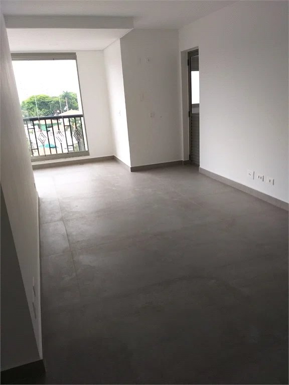 Apartamento à venda com 2 suítes em Lapa, São Paulo, SP