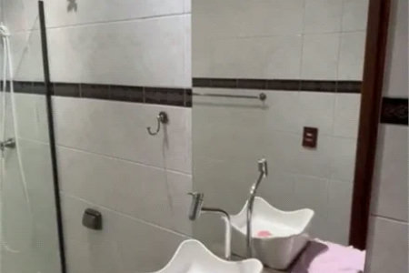 Casa à venda com 3 suítes em Vila Romana, São Paulo, SP