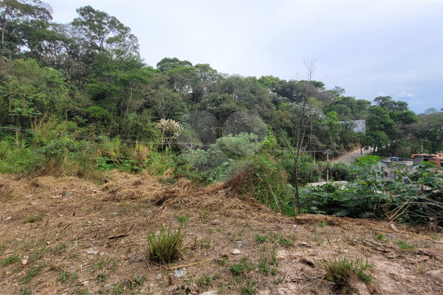 Terreno à venda em Barreiro, Mairiporã, SP