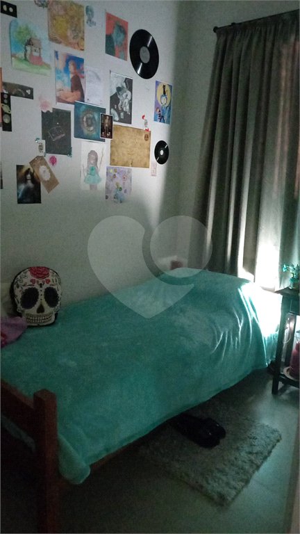 Casa à venda com 3 suítes no condomínio Residencial Marchant Buarque, Atibaia - SP