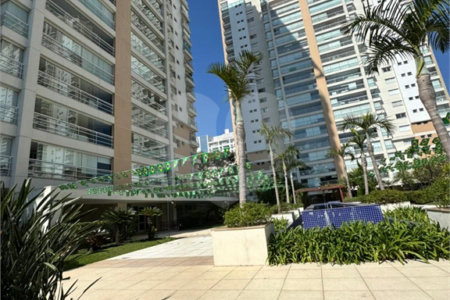 Apartamento para alugar com 4 quartos, sendo 3 suítes,  em Vila Gomes Cardim, São Paulo, SP