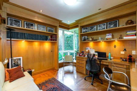 Casa à venda com 4 suítes em Jardim Guedala, São Paulo, SP
