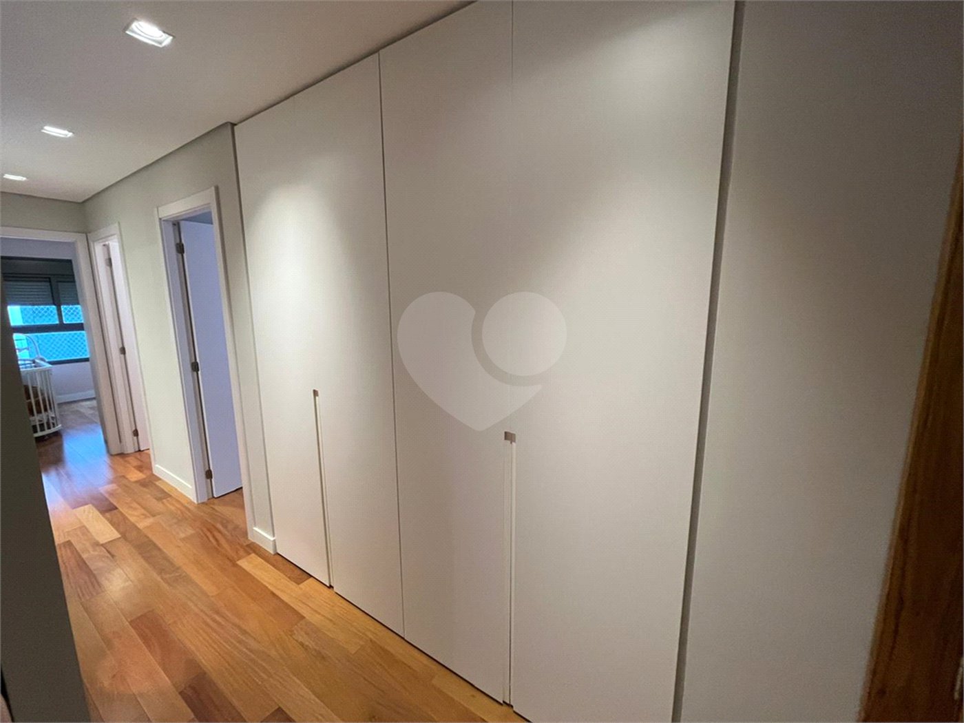 Apartamento à venda com 4 quartos, sendo 2 suítes, em Sumaré, São Paulo, SP