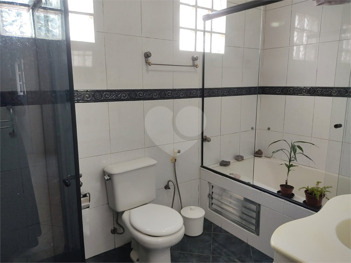 Sobrado à venda com 3 quartos, sendo 1 suíte, em Santo Amaro, São Paulo, SP
