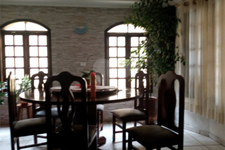Casa à venda com 4 quartos, sendo 1 suíte,  em Vila Bela Flor, Mogi das Cruzes, SP