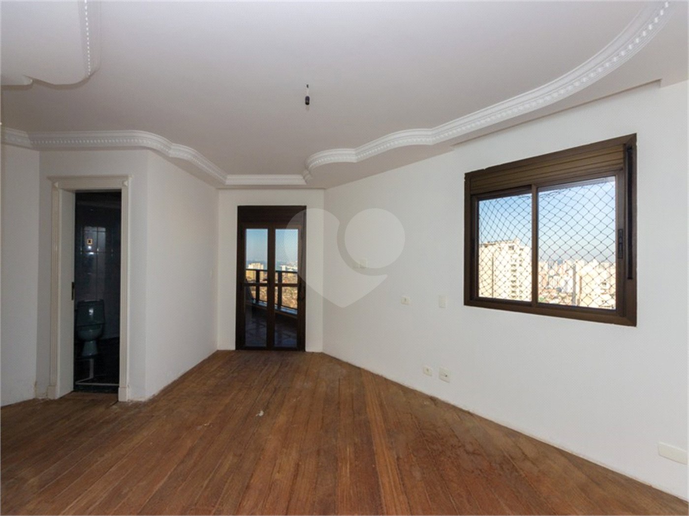 Apartamento à venda com 4 suítes em Bosque da Saúde, São Paulo, SP