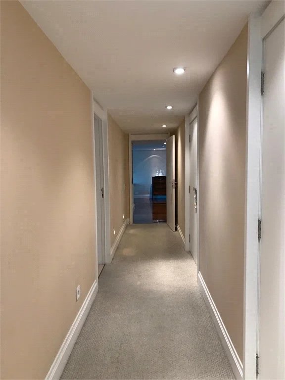 Apartamento à venda com 4 suítes em Vila Suzana, São Paulo, SP