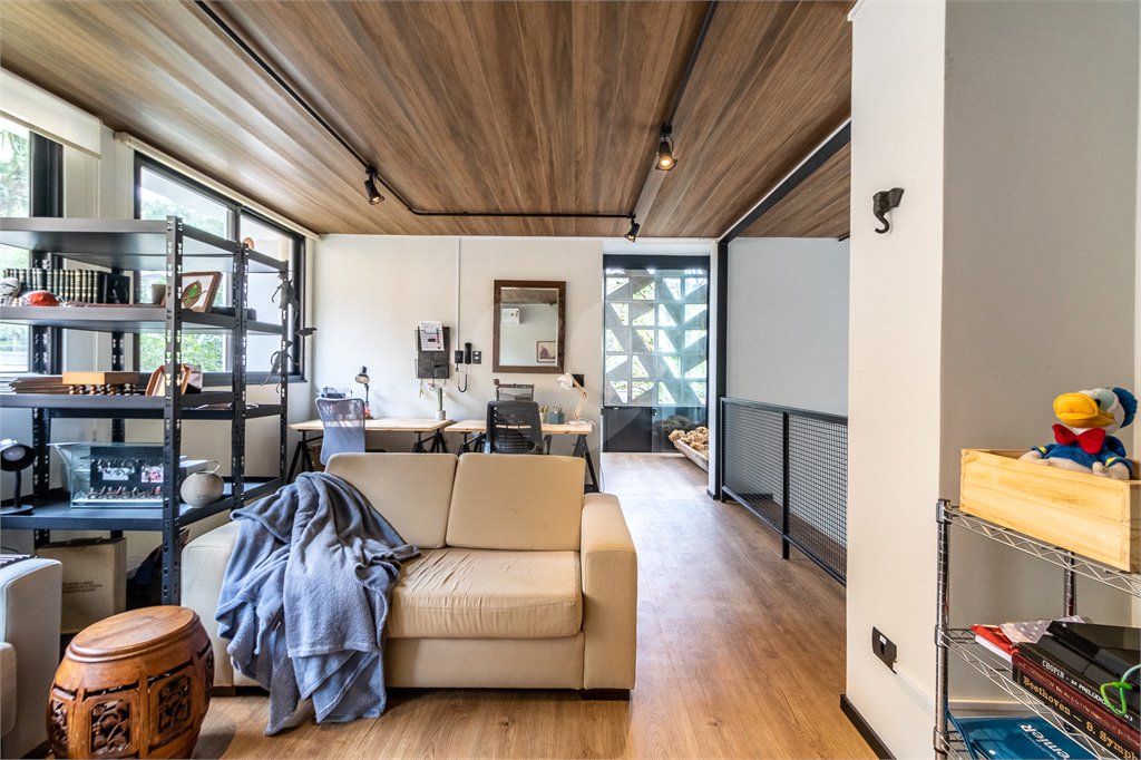 Casa à venda com 4 suítes no condomínio Granja do Morumbi, São Paulo - SP