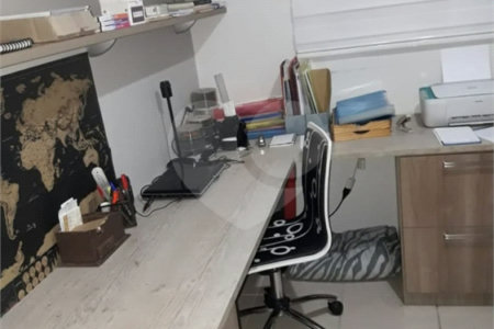 Casa à venda com 3 quartos, sendo 1 suíte, no condomínio Village Jardim Versailles, Jundiaí - SP