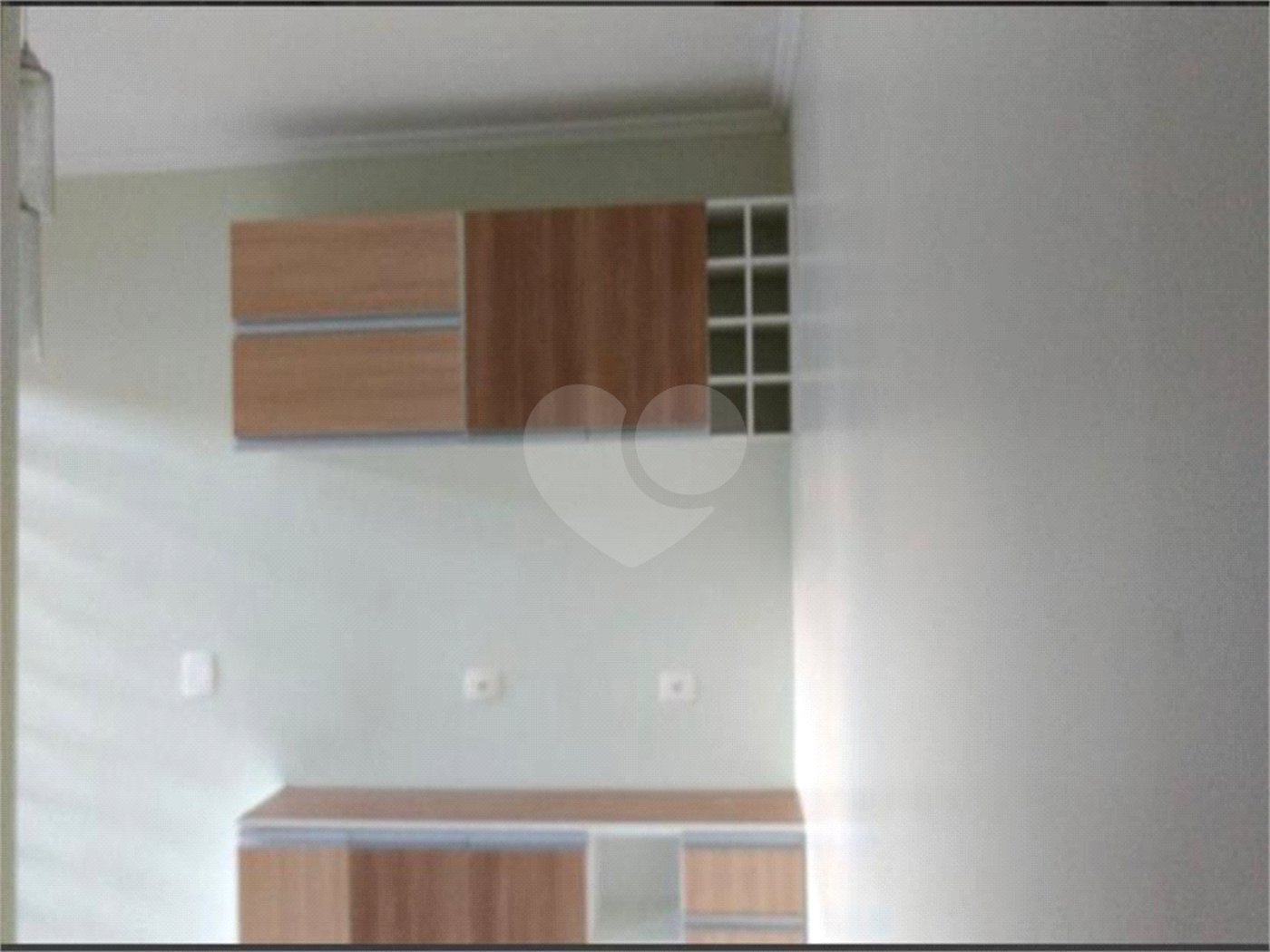 Sobrado à venda com 4 quartos, sendo 2 suítes, em Jaraguá, São Paulo, SP