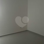 Casa à venda com 2 quartos, sendo 1 suíte, no condomínio Maracujas, São Paulo - SP