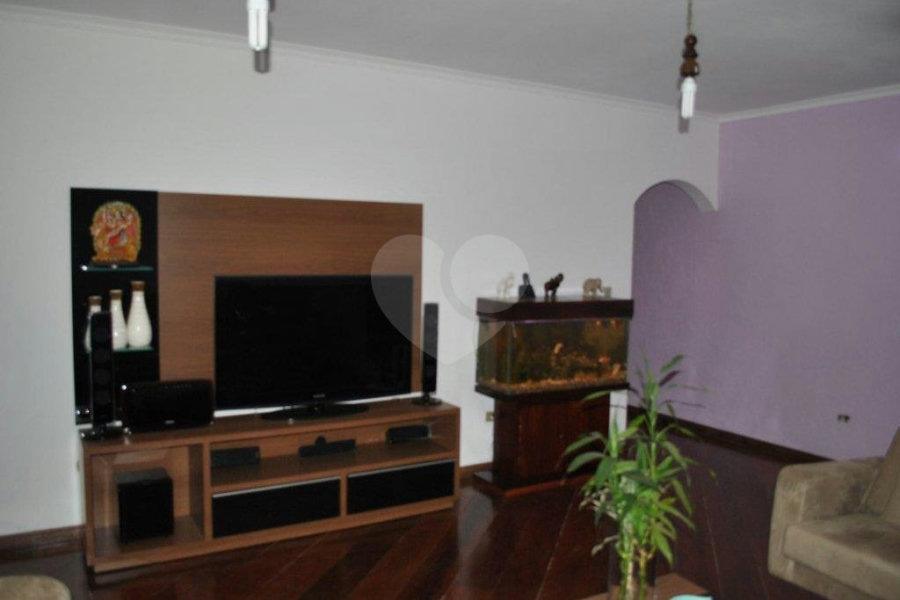Casa Térrea à venda com 3 quartos, sendo 1 suíte, em Vila Nova Cachoeirinha, São Paulo, SP
