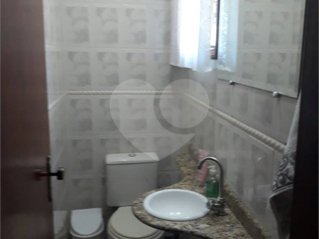 Casa à venda com 3 quartos, sendo 1 suíte,  no condomínio Horto Residence, São Paulo - SP