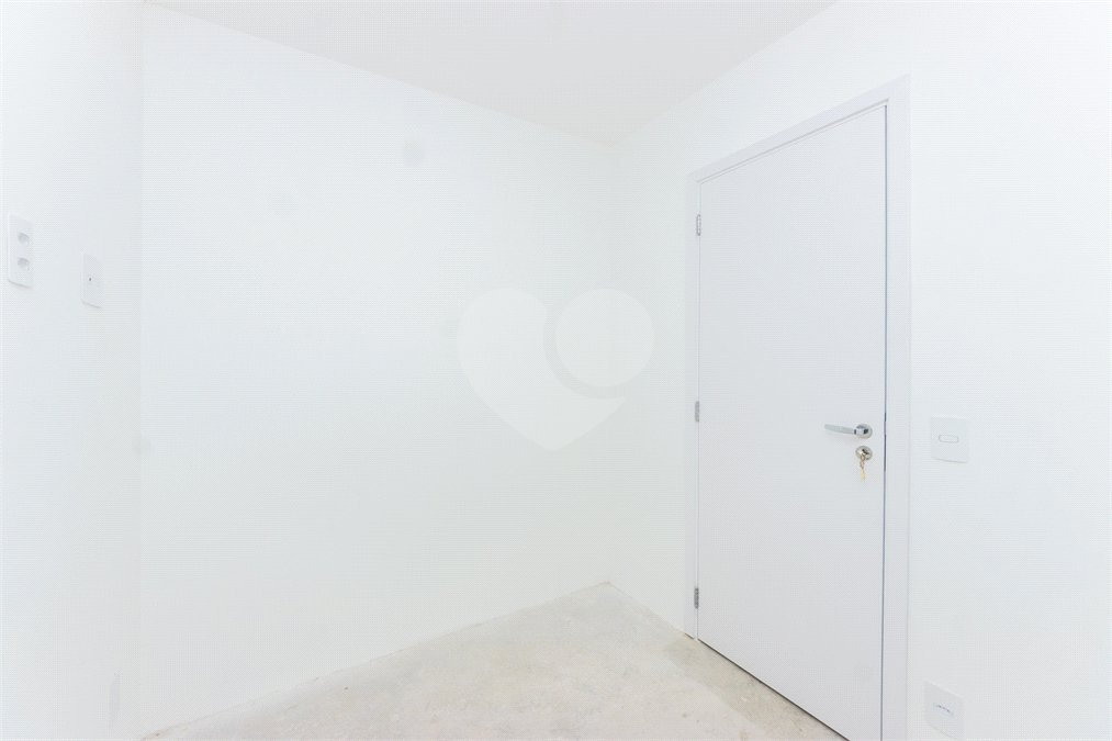 Apartamento à venda com 3 quartos, sendo 1 suíte, em Santo Amaro, São Paulo, SP