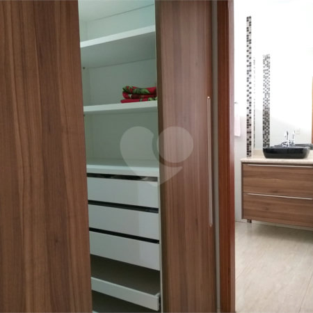 Casa à venda com 3 quartos, sendo 2 suítes, em Jardim das Estações (vila Xavier), Araraquara, SP