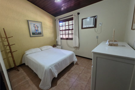 Casa à venda com 4 quartos, sendo 2 suítes, em Geribá, Armação dos Búzios, RJ