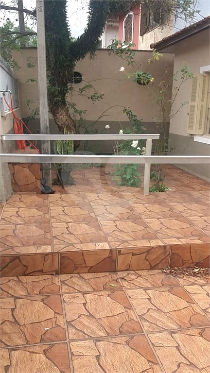 Casa Térrea à venda com 3 quartos em Jardim Nadir, São Paulo, SP