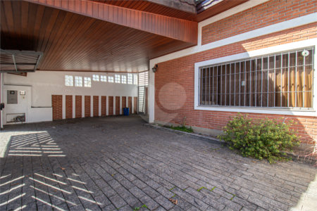 Casa à venda com 5 quartos, sendo 4 suítes, em Jardim Prudência, São Paulo, SP