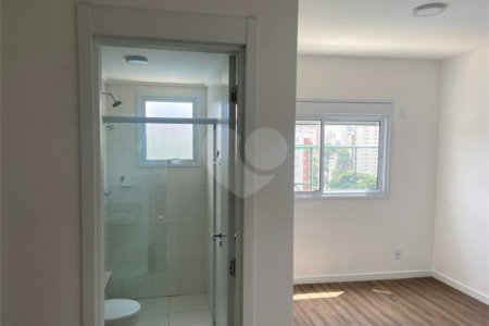 Apartamento à venda com 3 quartos, sendo 1 suíte, em Vila Santa Catarina, São Paulo, SP