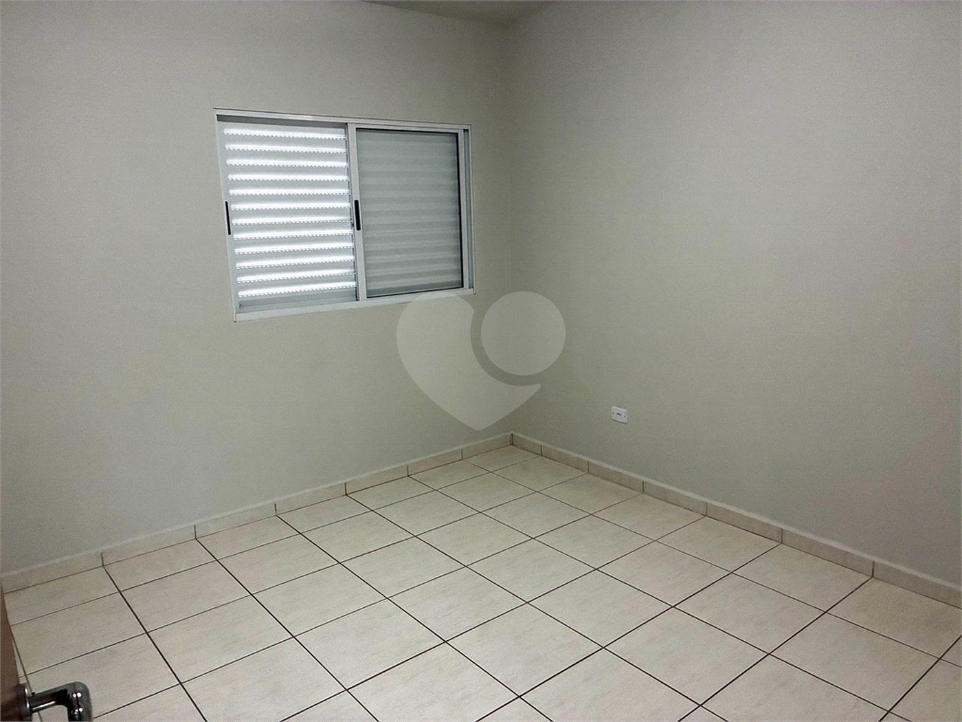 Casa à venda com 2 quartos em Taboão, São Roque, SP
