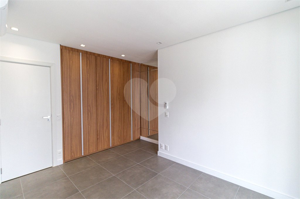 Apartamento para alugar com 2 suítes em Vila Olímpia, São Paulo, SP