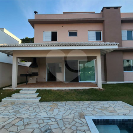 Casa à venda com 4 suítes no condomínio Santa Isabel I, Louveira - SP