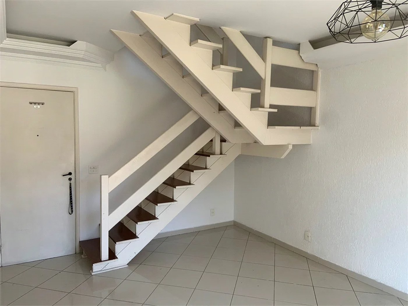 Apartamento à venda com 1 suíte em Jardim das Bandeiras, São Paulo, SP