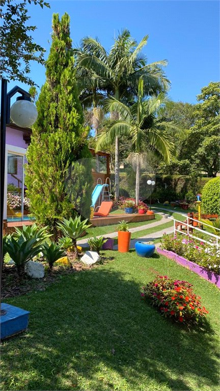 Casa à venda com 7 suítes no condomínio Capela do Barreiro, Itatiba - SP