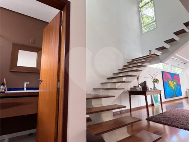 Sobrado à venda com 3 quartos, sendo 2 suítes,  em Granja Julieta, São Paulo, SP
