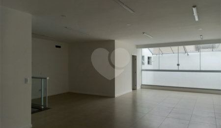 Salão Comercial para alugar no Centro, Atibaia, SP