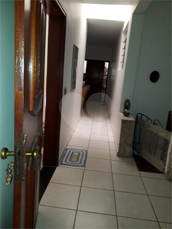 Chácara à venda com 4 quartos, sendo 1 suíte,  em Chácaras Polozzi, Louveira, SP