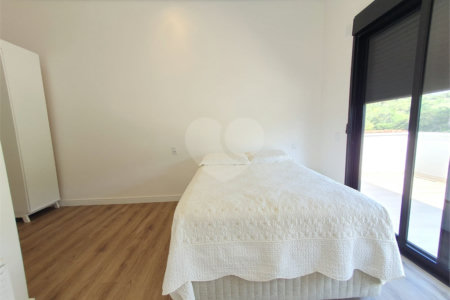 Casa à venda com 6 quartos, sendo 5 suítes, no condomínio Jardim Primavera, Louveira - SP