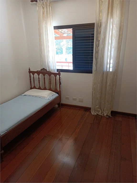 Sobrado à venda com 5 quartos, sendo 4 suítes,  em Rolinópolis, São Paulo, SP
