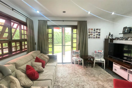 Casa à venda com 4 suítes no condomínio Vivendas do Lago, Sorocaba - SP