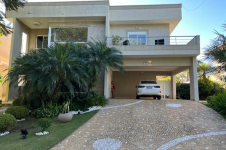 Casa à venda ou para alugar com 4 suítes em Observatório, Vinhedo, SP